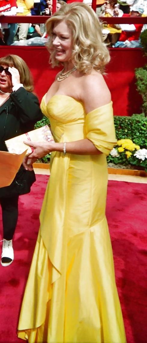 25P Mary Hart, Beautiful Mature Fuck Doll.