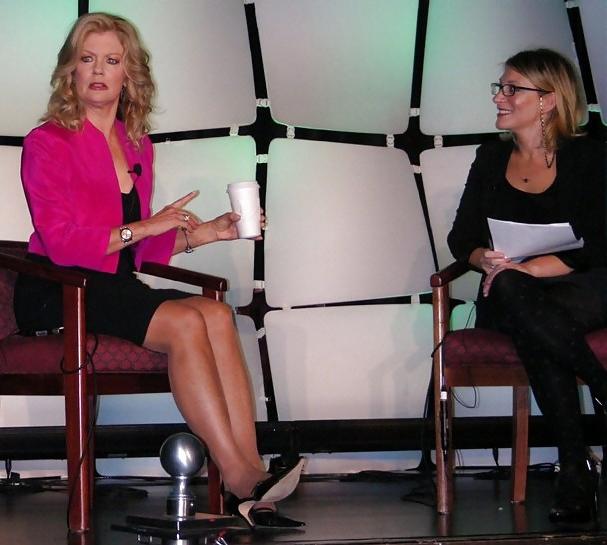 25P Mary Hart, Beautiful Mature Fuck Doll.