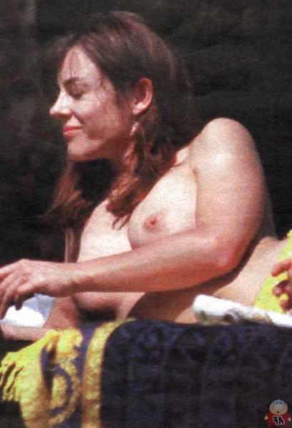 19P My Friend Liz Hurley !
