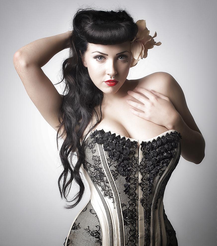 25P Corsets, latex, leather and lace again.