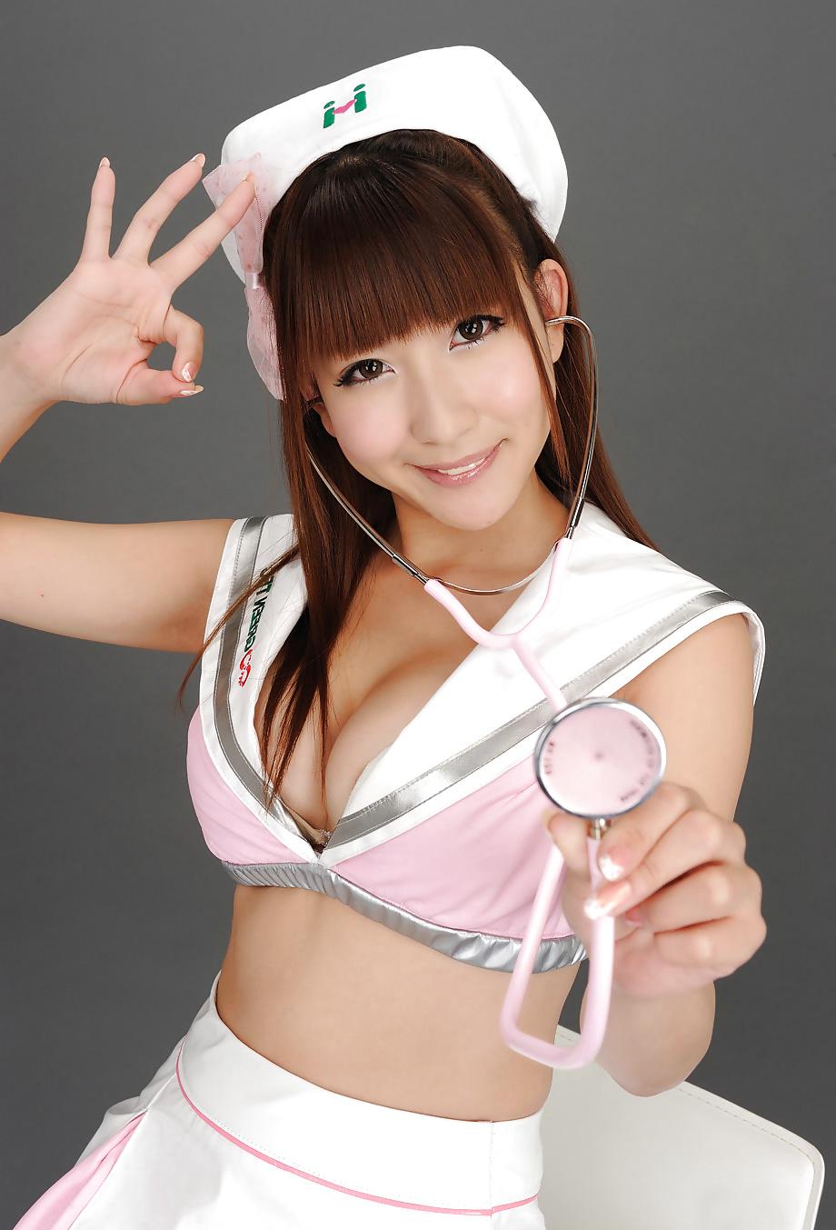 11P Get me a doctor! She's gonna gimme a Heart Attack!