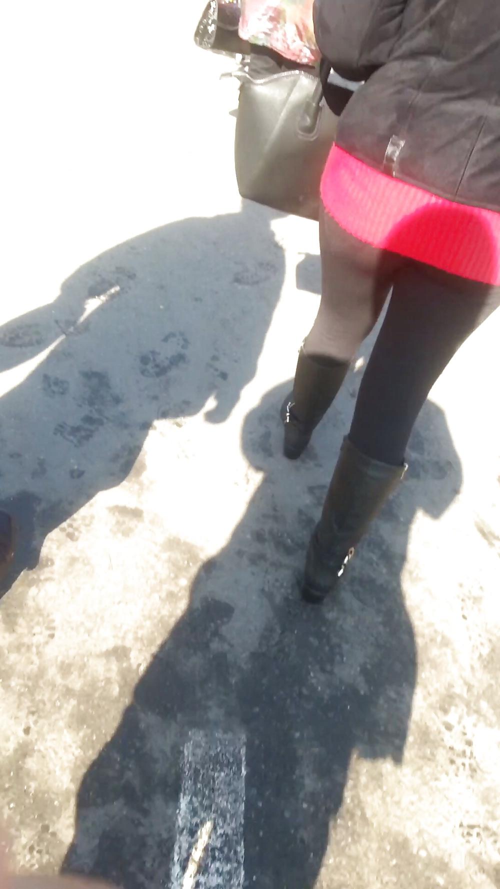 13P Hot mature feet and ass romanian
