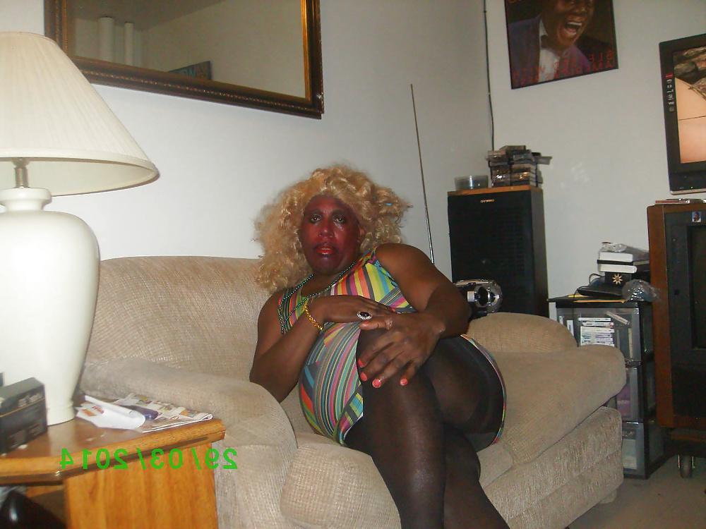 20P Elamehs Home Alone Sissy Boy