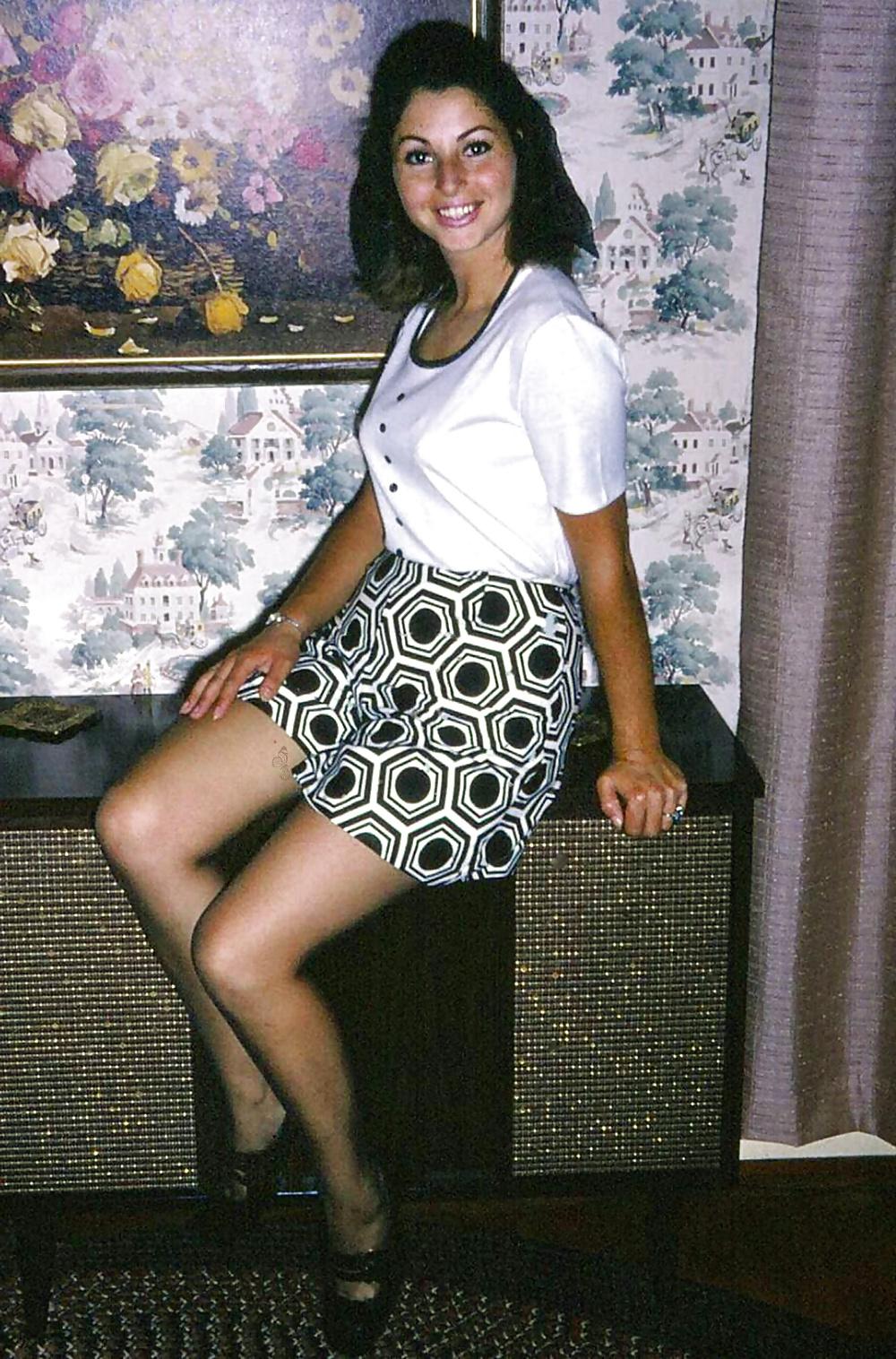 11P The Best of Exposed Vintage Wife Rita