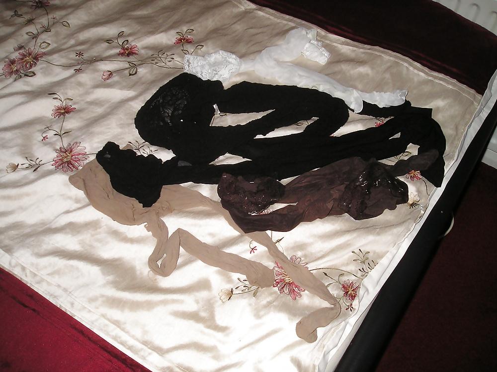 6P My girlfriends variuos worn tights pantyhose and stockings