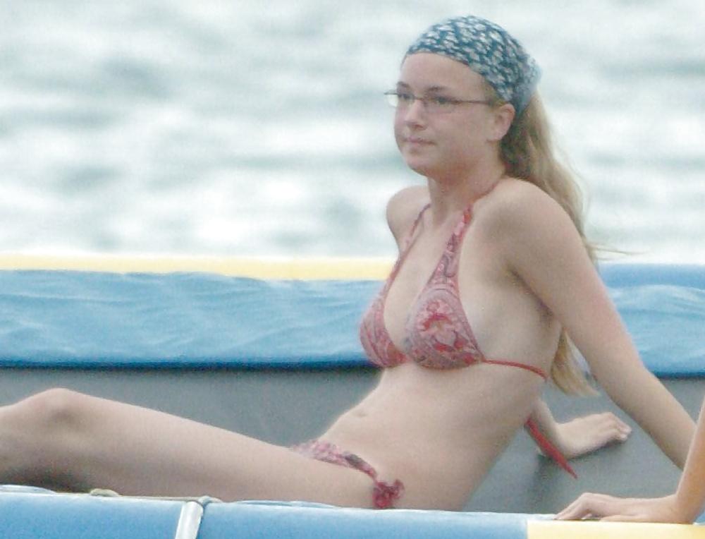 7P Emily VanCamp - Jamaica holiday, May 2004