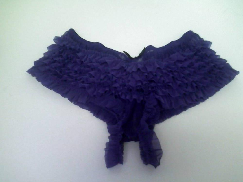 11P Girls thongs