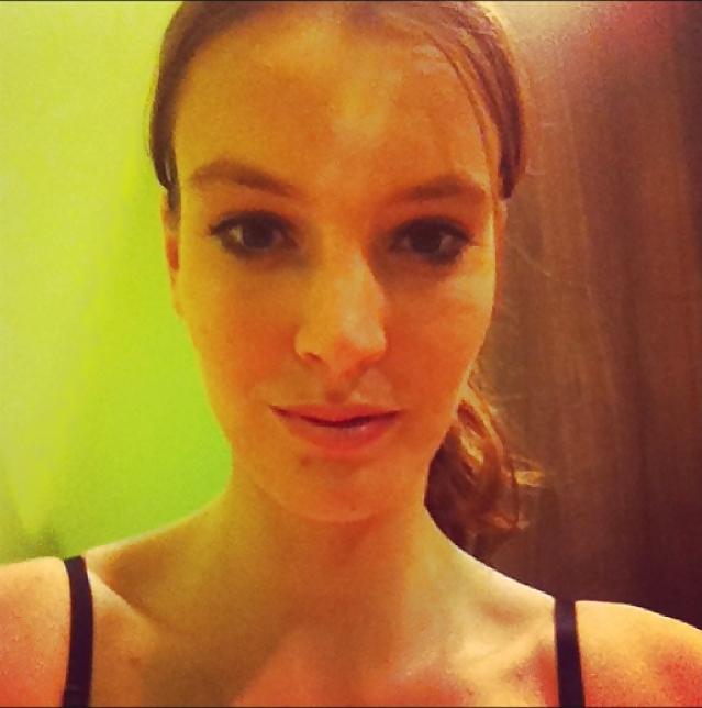25P Dutch twitter slut (nudes)