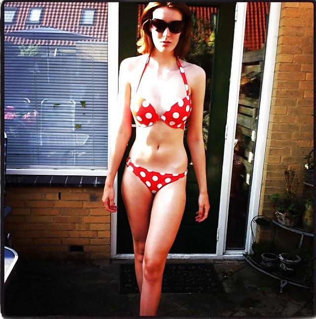 25P Dutch twitter slut (nudes)