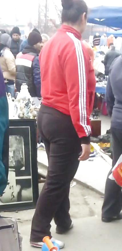25P Sexy ass old + young romanian