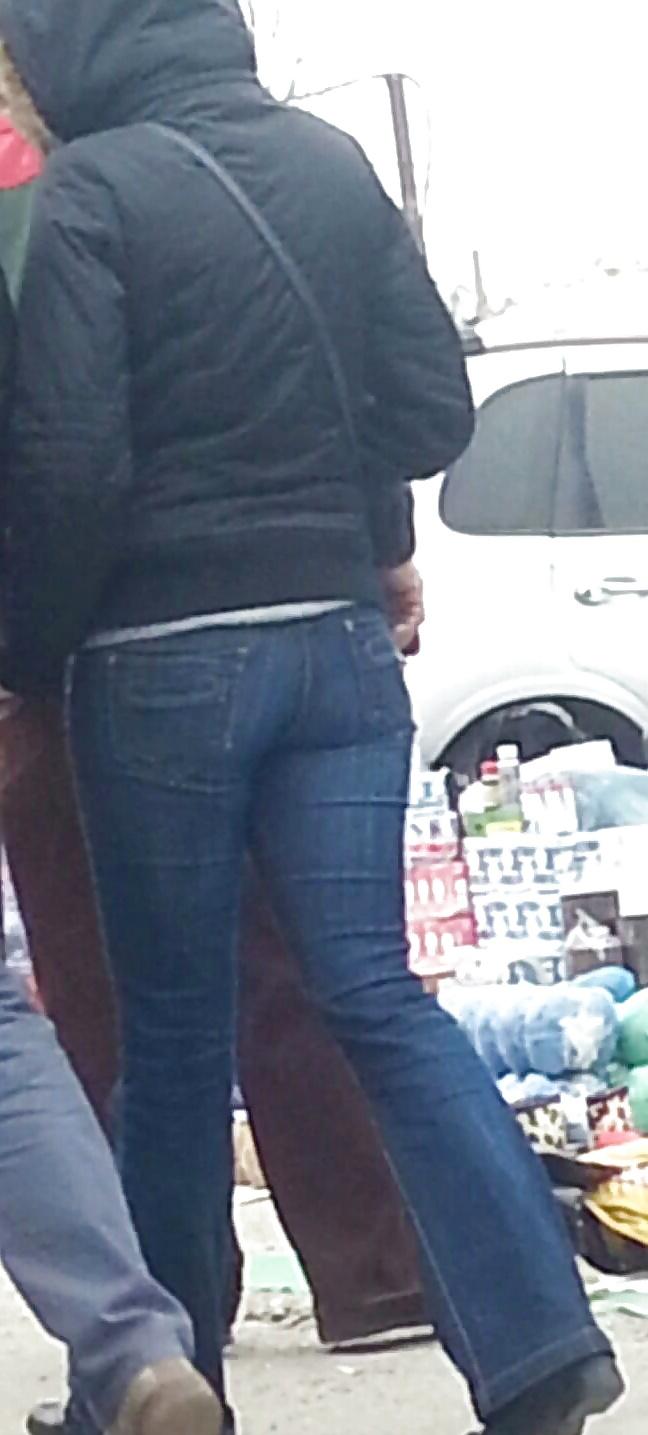25P Sexy ass old + young romanian