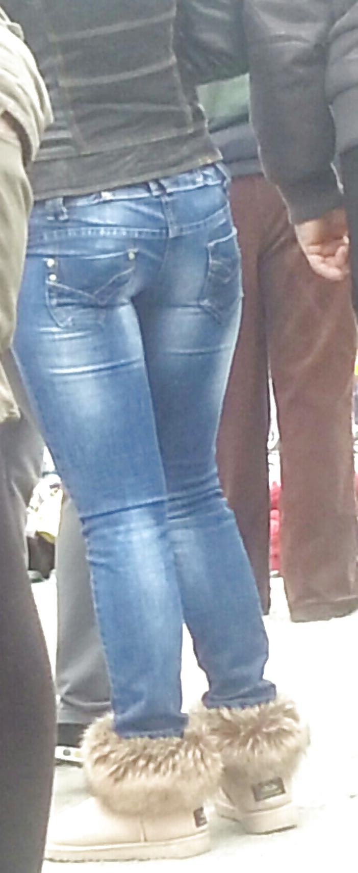 25P Sexy ass old + young romanian