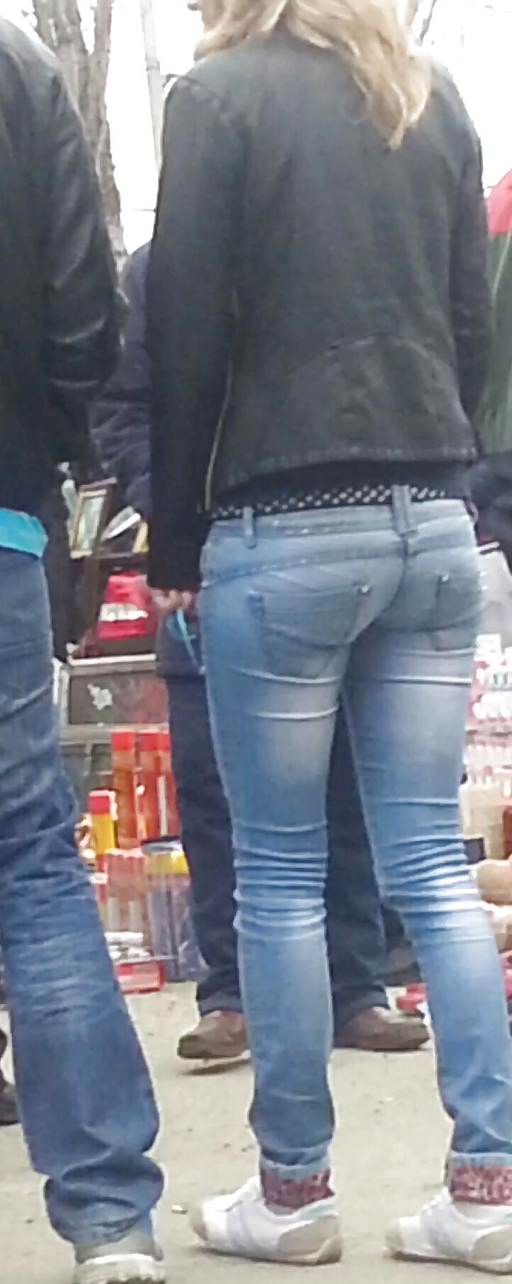 25P Sexy ass old + young romanian