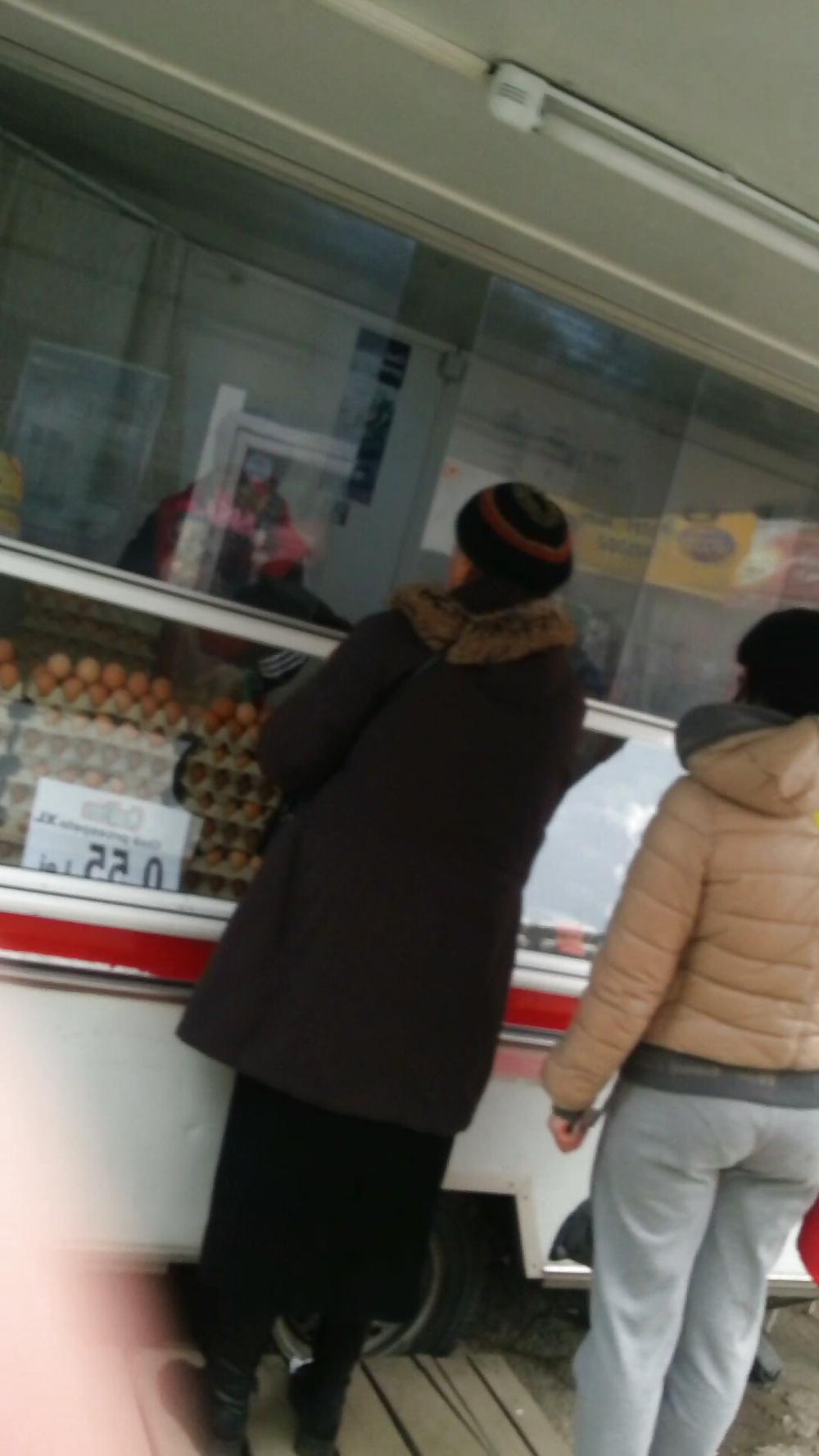 25P Sexy ass old + young romanian