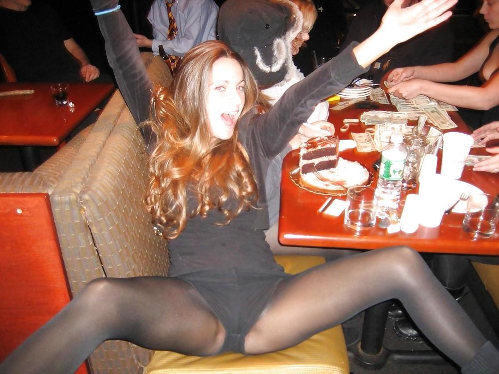 18P Upskirt and pantyhose 2