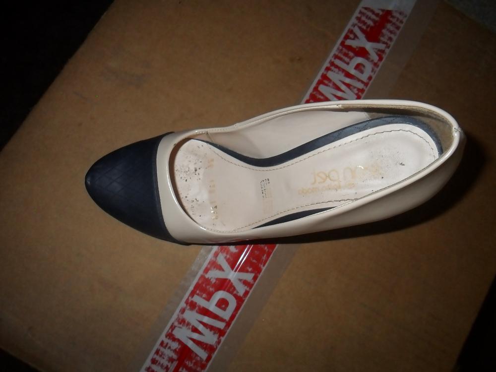 22P Shoes cum heels  friend 