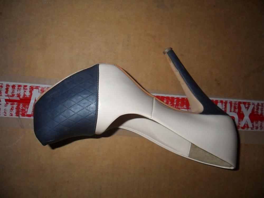 22P Shoes cum heels  friend 