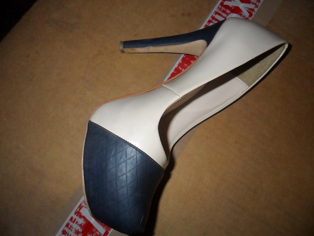 22P Shoes cum heels  friend 