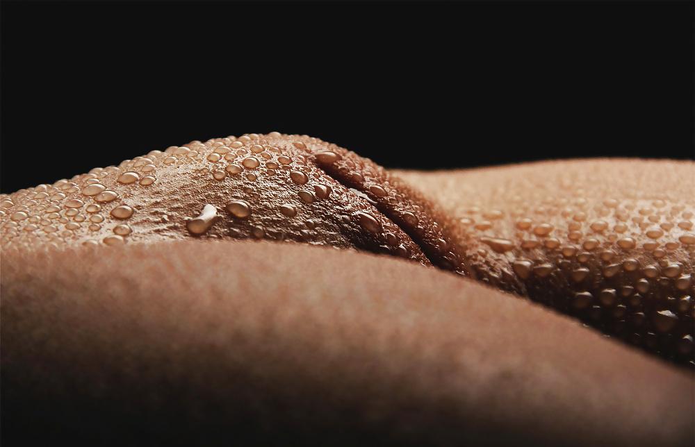 25P Camel Toes and the clitoris
