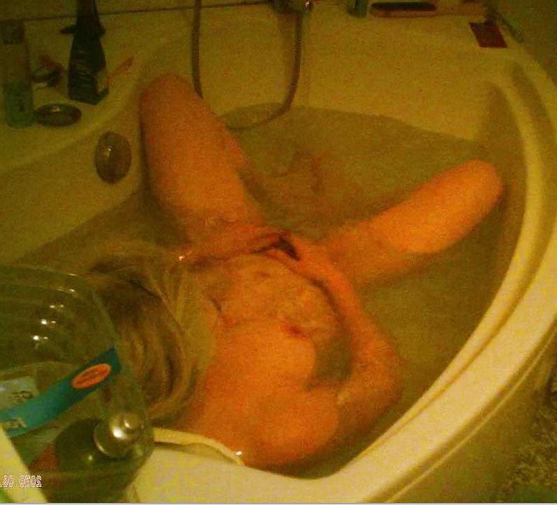 10P Caught playing with herself on hidden cam