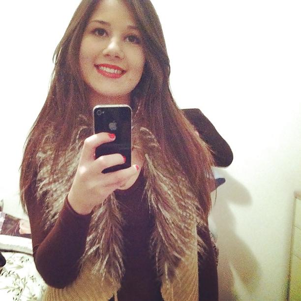 23P Facebook Friend - Amanda