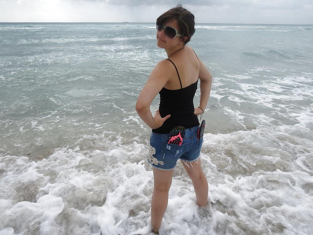 23P Facebook Friend - Amanda