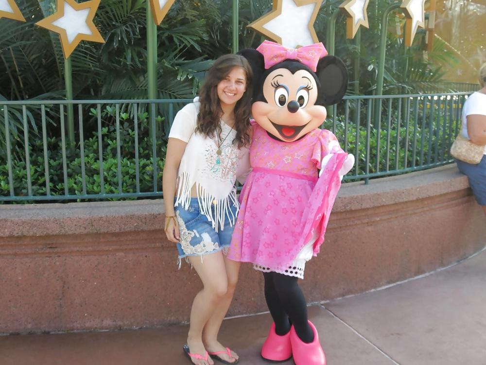 23P Facebook Friend - Amanda