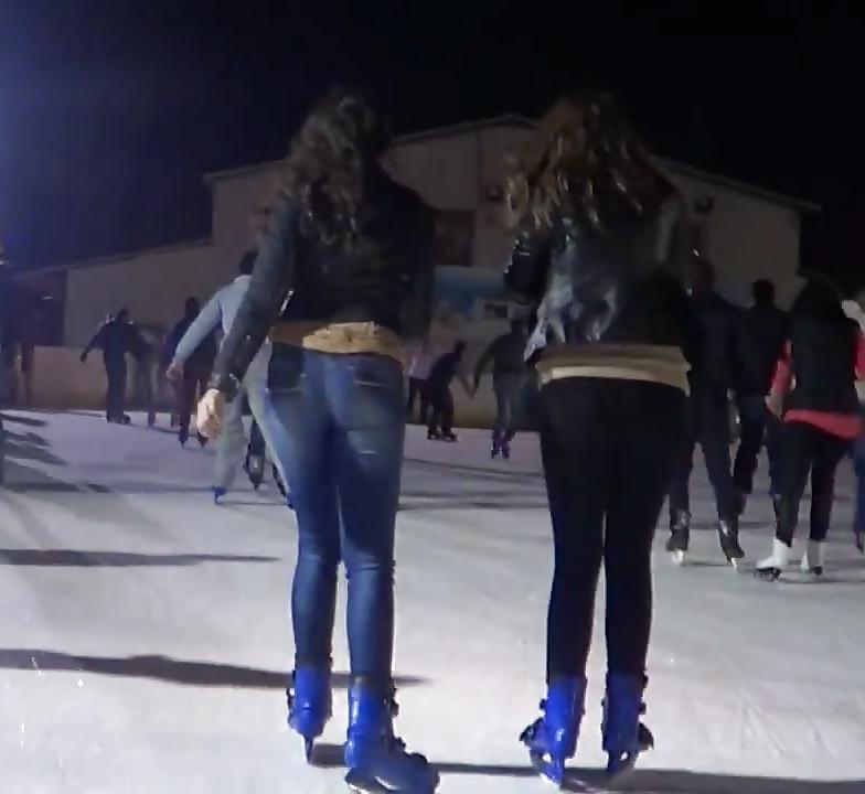 25P Spy patinuar sexy teens romanian