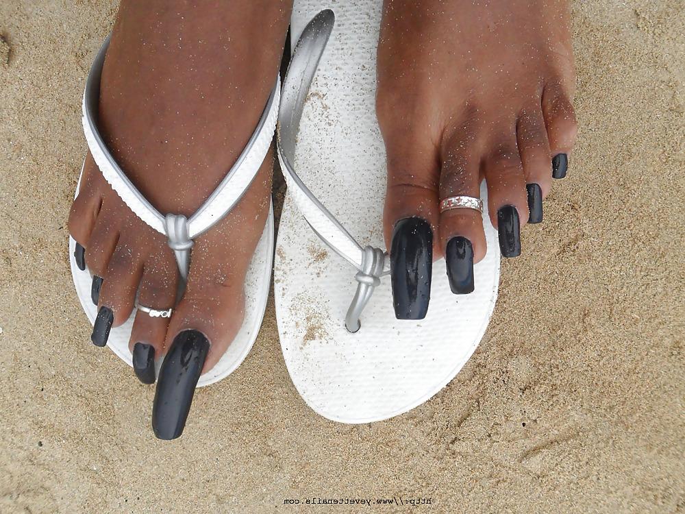 10P Liza long toenails