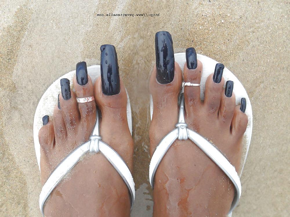 10P Liza long toenails