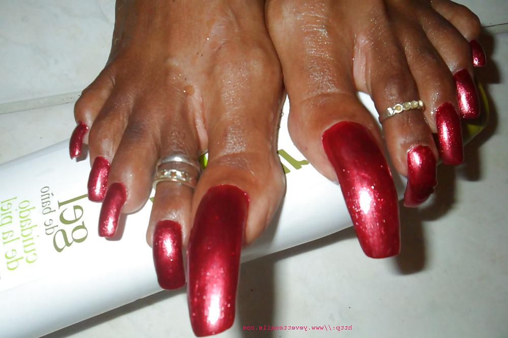 10P Liza long toenails