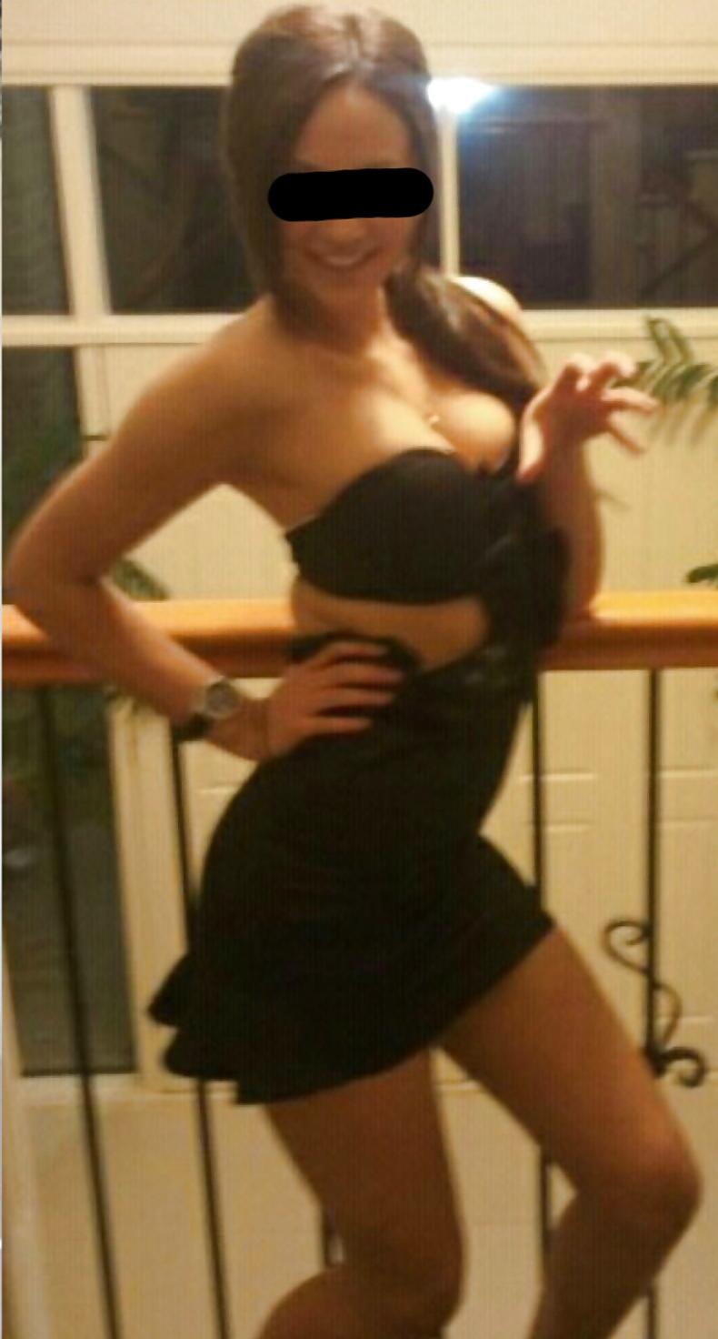 4P Nude pictures of my sister caught on hidden camera 3