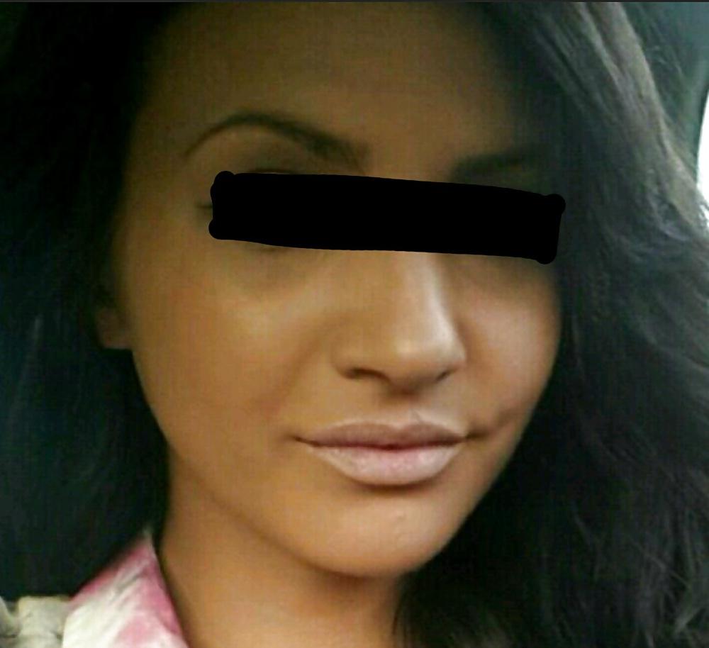 4P Nude pictures of my sister caught on hidden camera 3