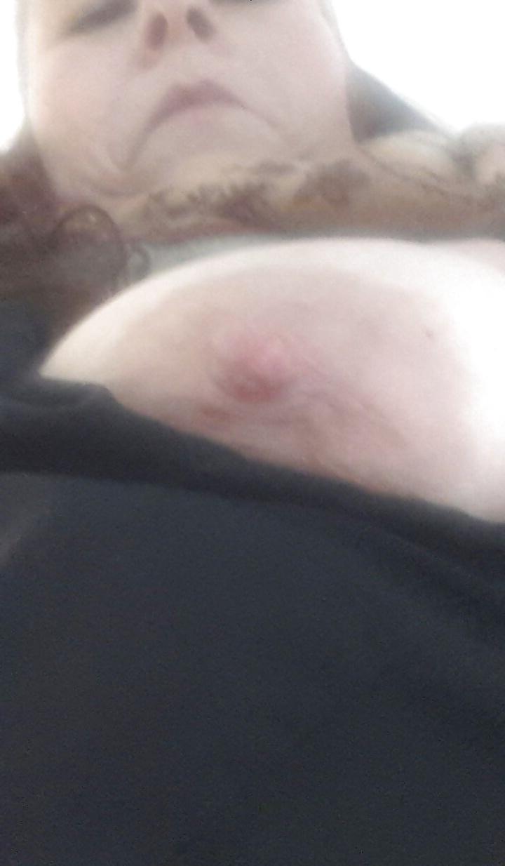 17P My wife - horny and alone at home 