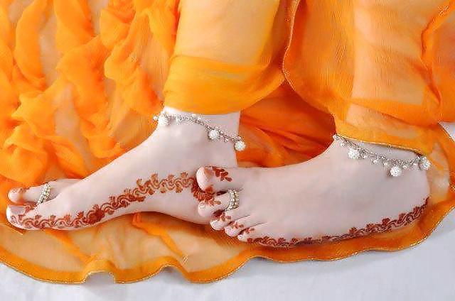 25P A Treat For Feet Lovers 5