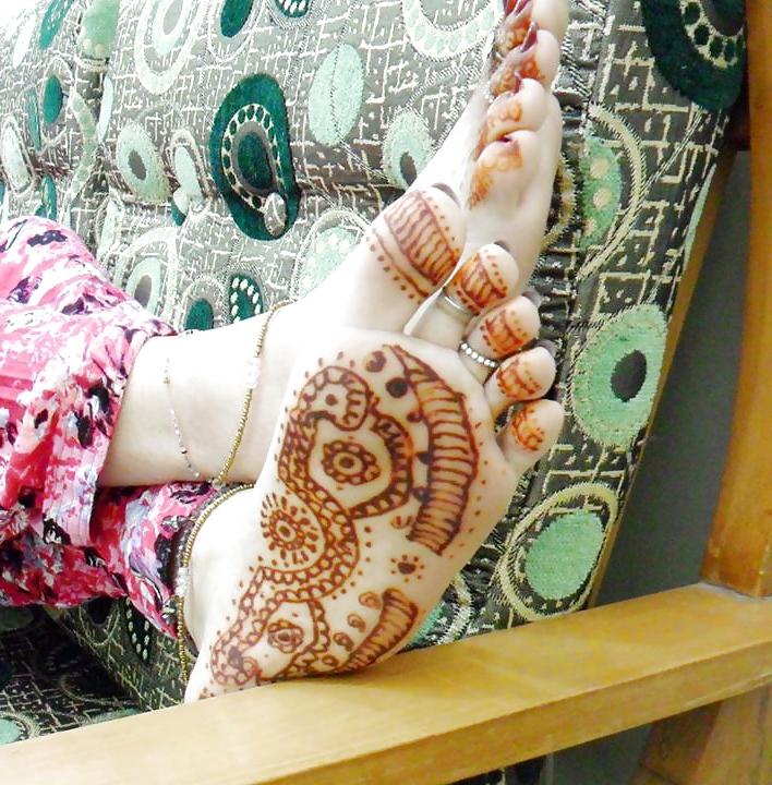 25P A Treat For Feet Lovers 5