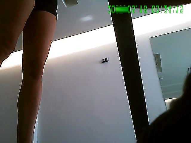 7P Hot girl at work 