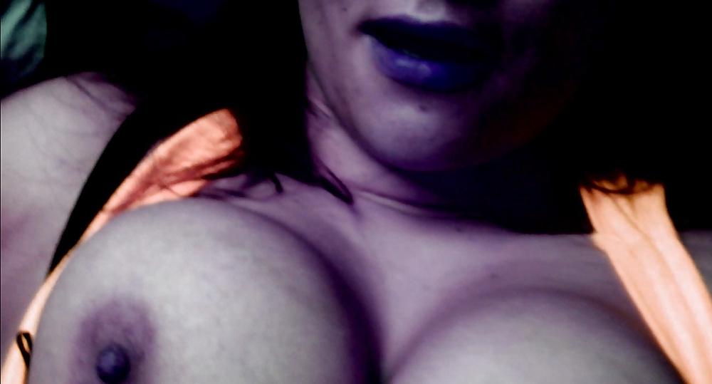 10P Home #5 tits shot