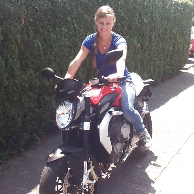 25P Dutch slut 70