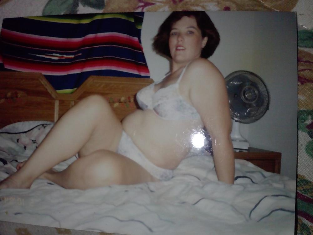 23P Mature trailer park milf