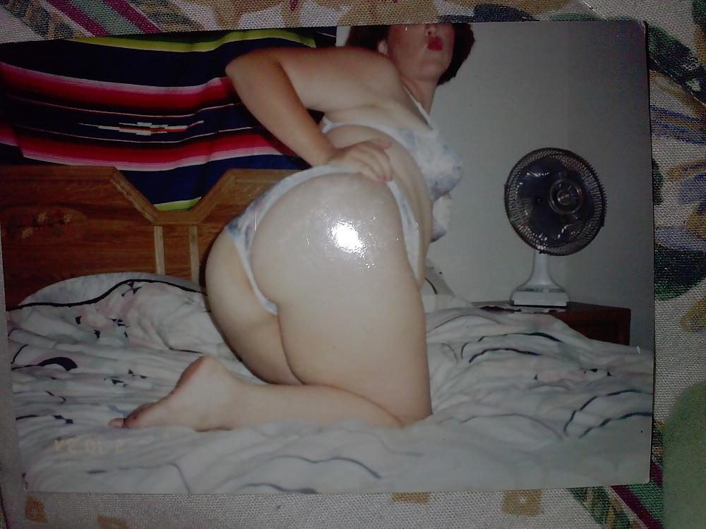 23P Mature trailer park milf
