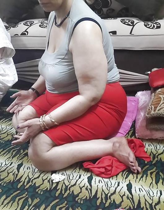 6P Exclusive madam amal 40y hidden cam part 3