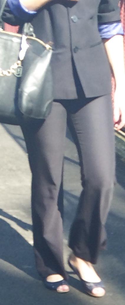 25P Legs, legs, legs