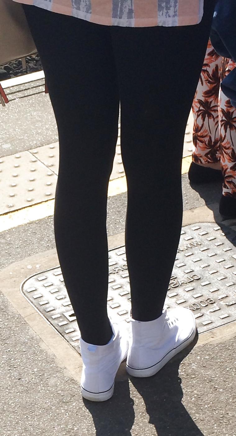 25P Legs, legs, legs
