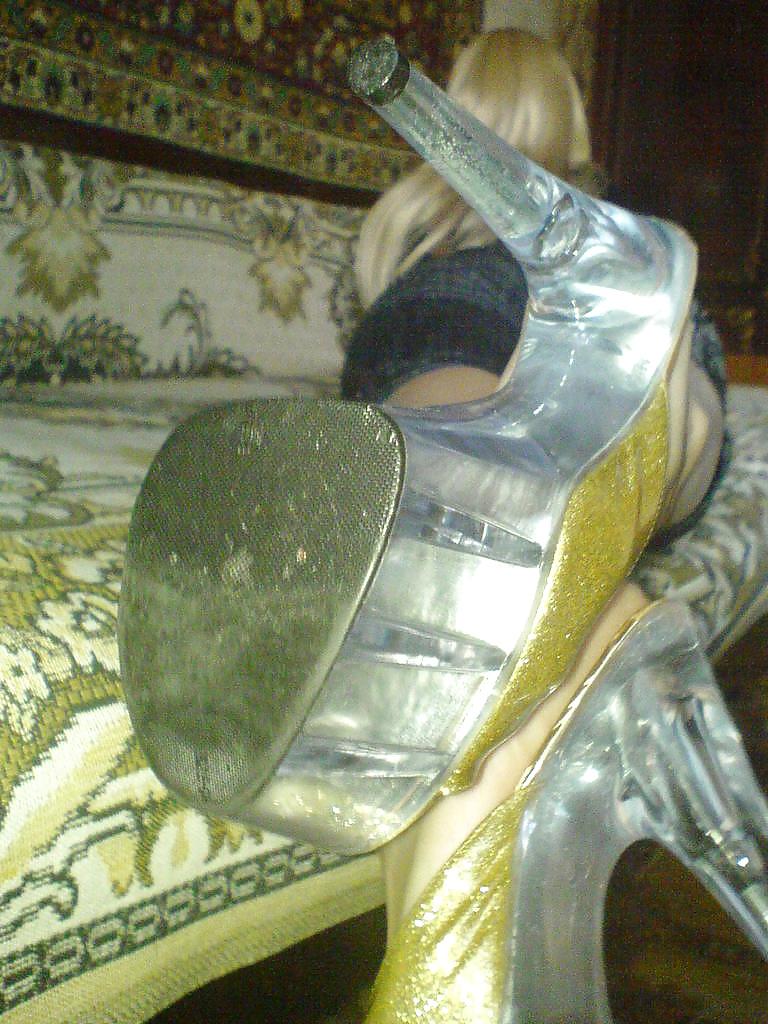 25P High heels