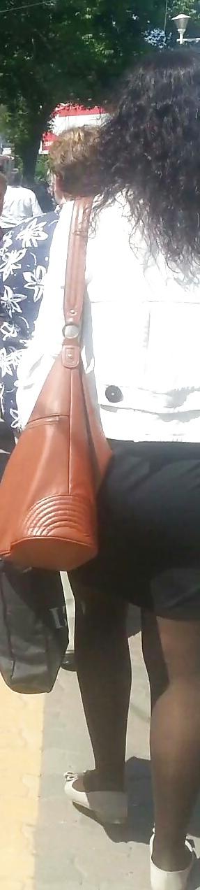 12P Spy sexy mature feet and nylon romanian