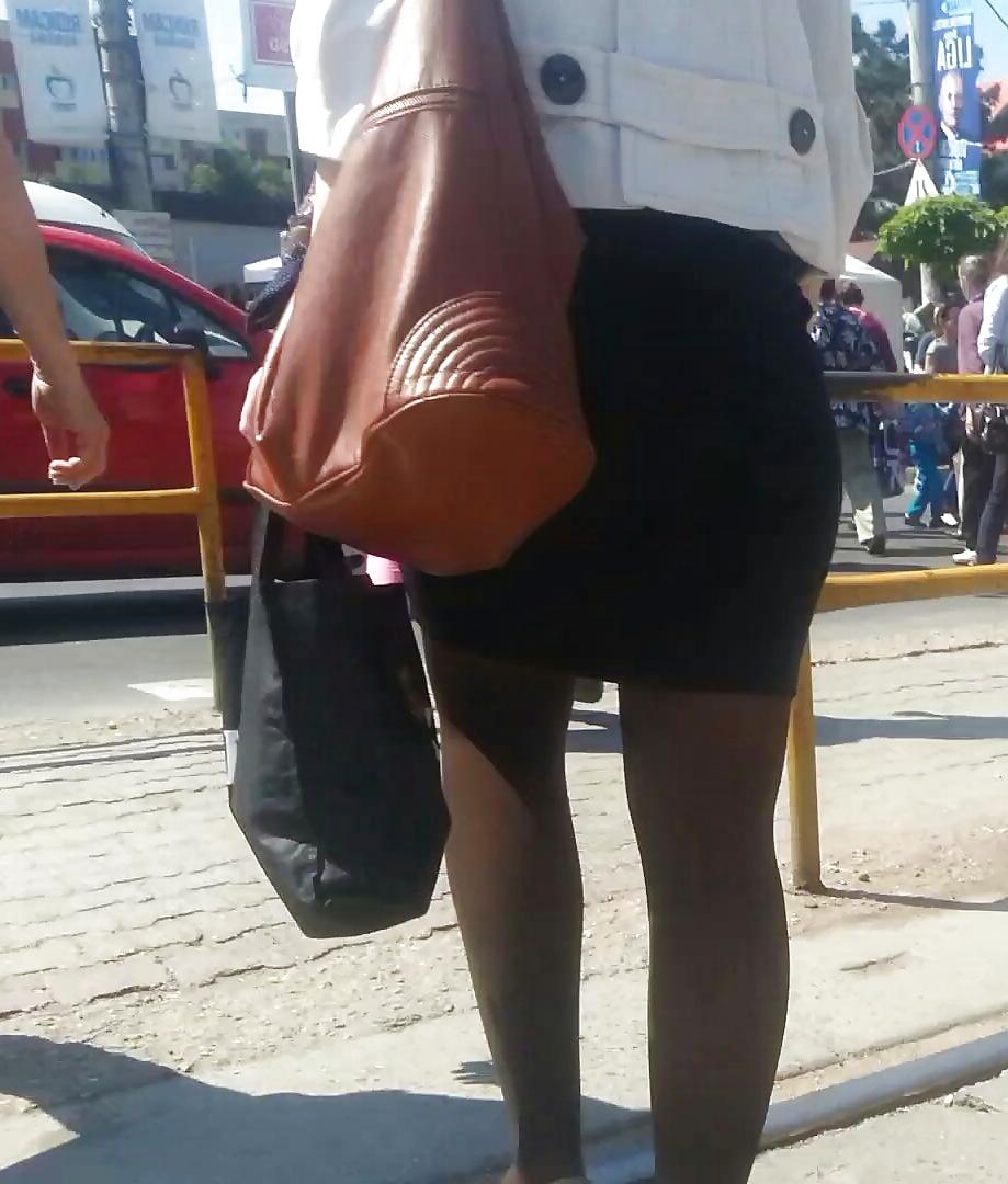 12P Spy sexy mature feet and nylon romanian
