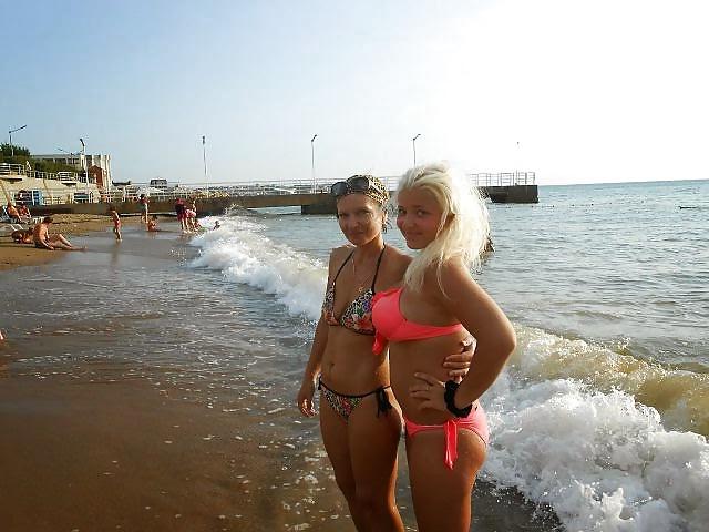 13P An other busty blond sex friend comment hard 