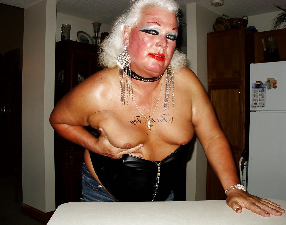 25P Queen of Spades PAWG slut