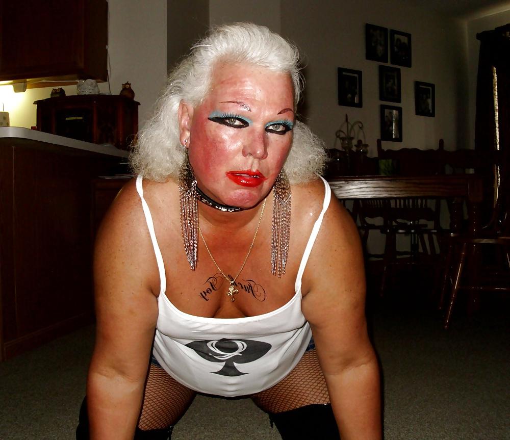 25P Queen of Spades PAWG slut